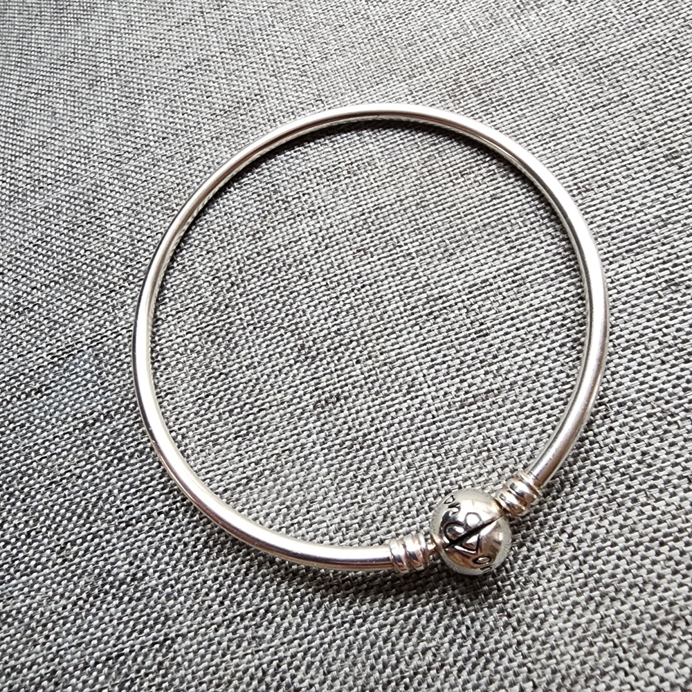 Pandora Bracelet Engraved "One in a million" Sterling Silver Bangle PRISTINE